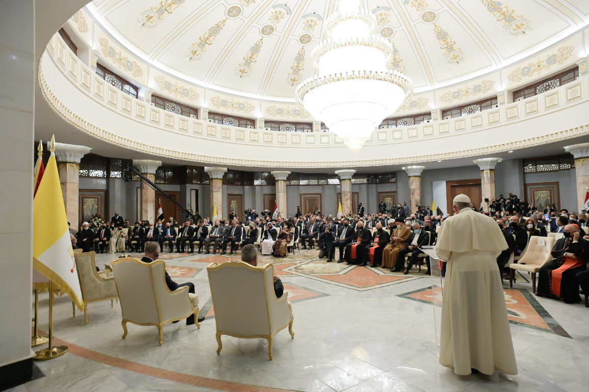Irak papa discurso autoridades