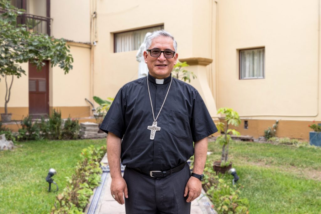 Perú Papa obispo Callao