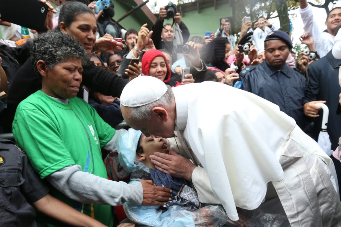 Papa pobreza egoísmo