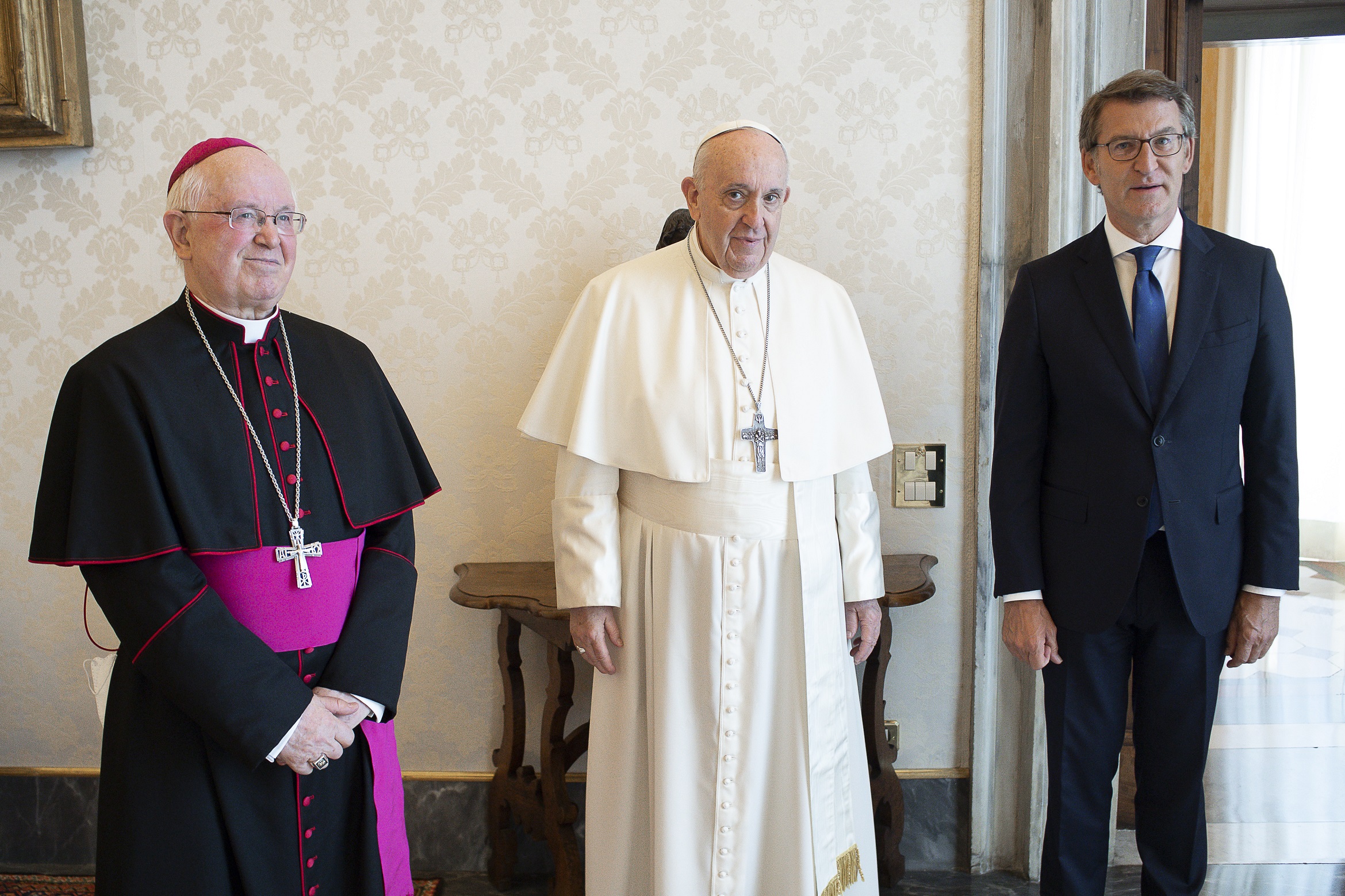 España: El Papa recibe al arzobispo de Santiago de Compostela - Exaudi