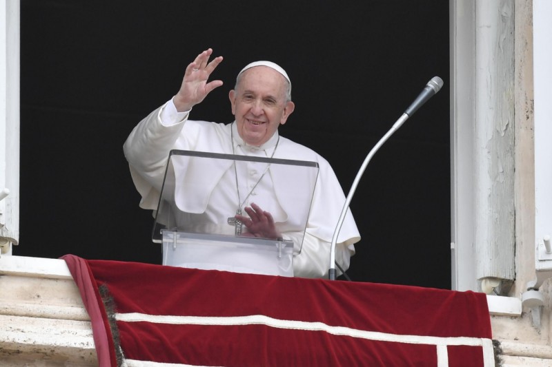 Pope at Angelus Asks