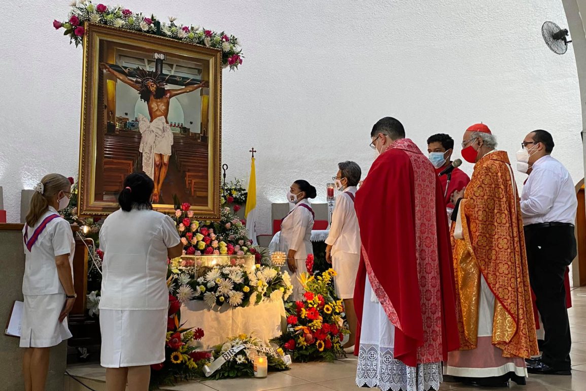 Nicaragua Sangre de Cristo