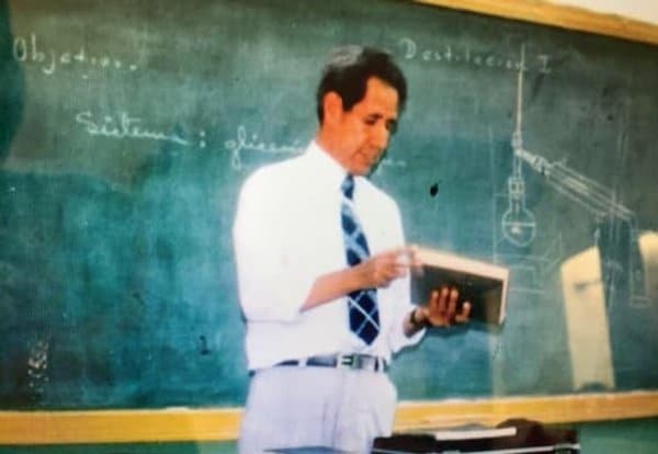 Arturo Álvarez Ramírez profesor universitario santo