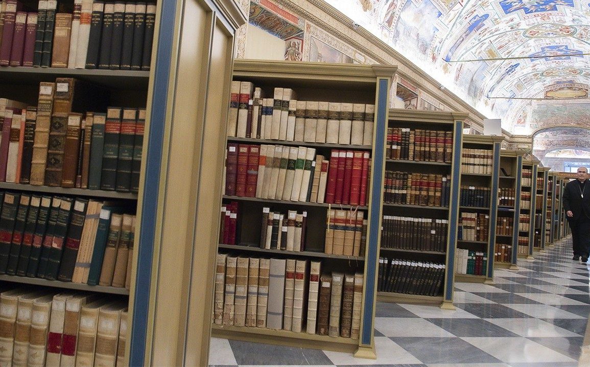 Papa muestra Biblioteca Vaticana
