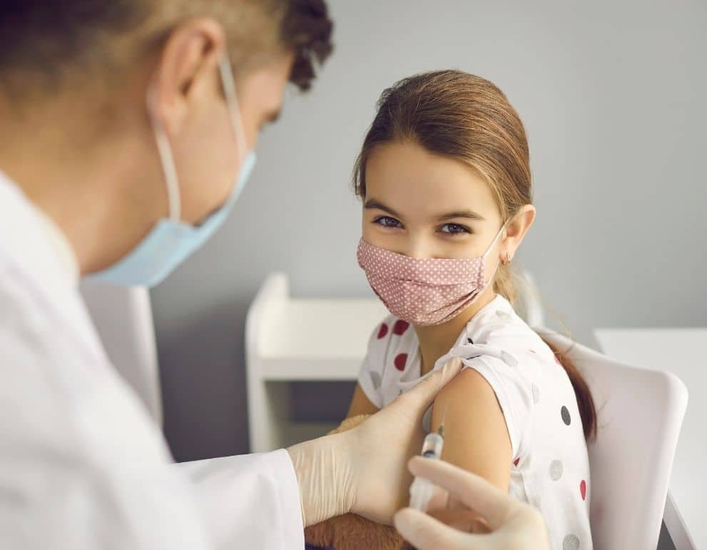 Bioética vacunar niños COVID-19