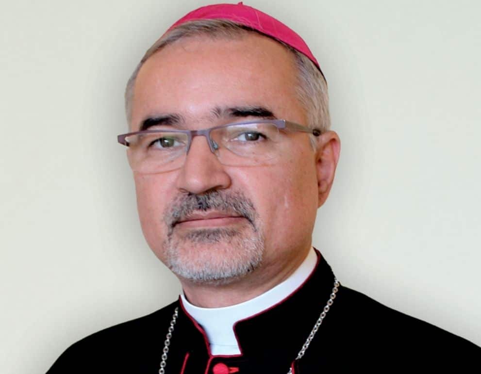 Brasil Papa renuncia obispo