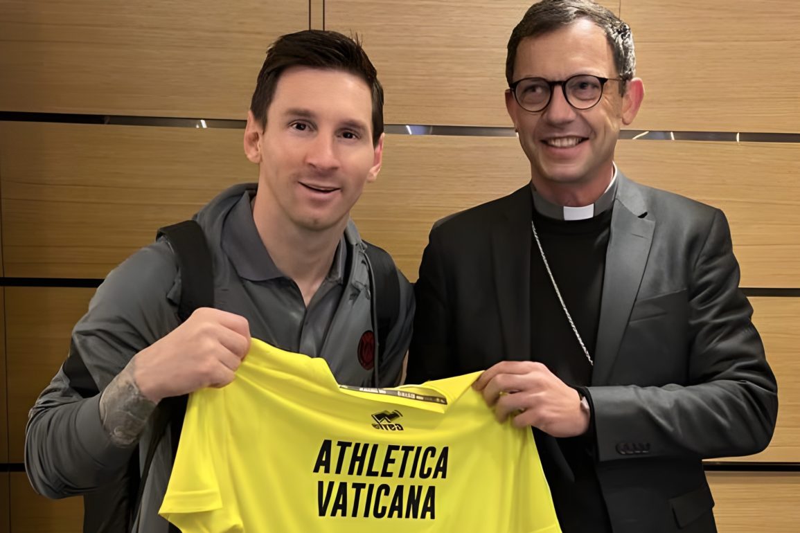Athletica Vaticana Shirt