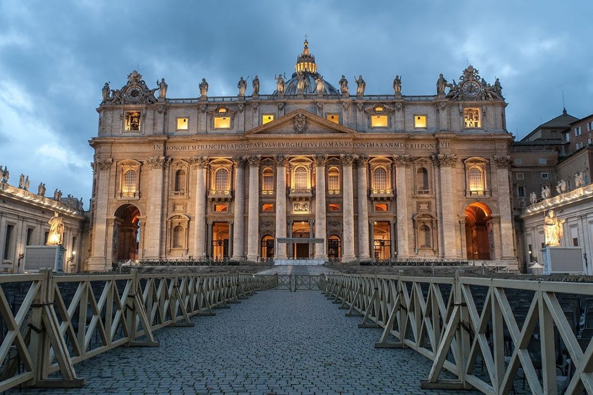 Vaticano disposiciones anti-Covid
