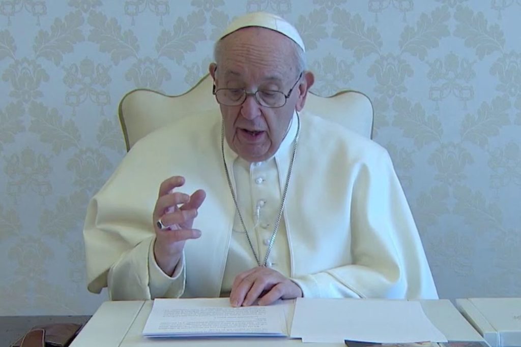 Video del Papa junio 2024: «Por los que huyen de su país»