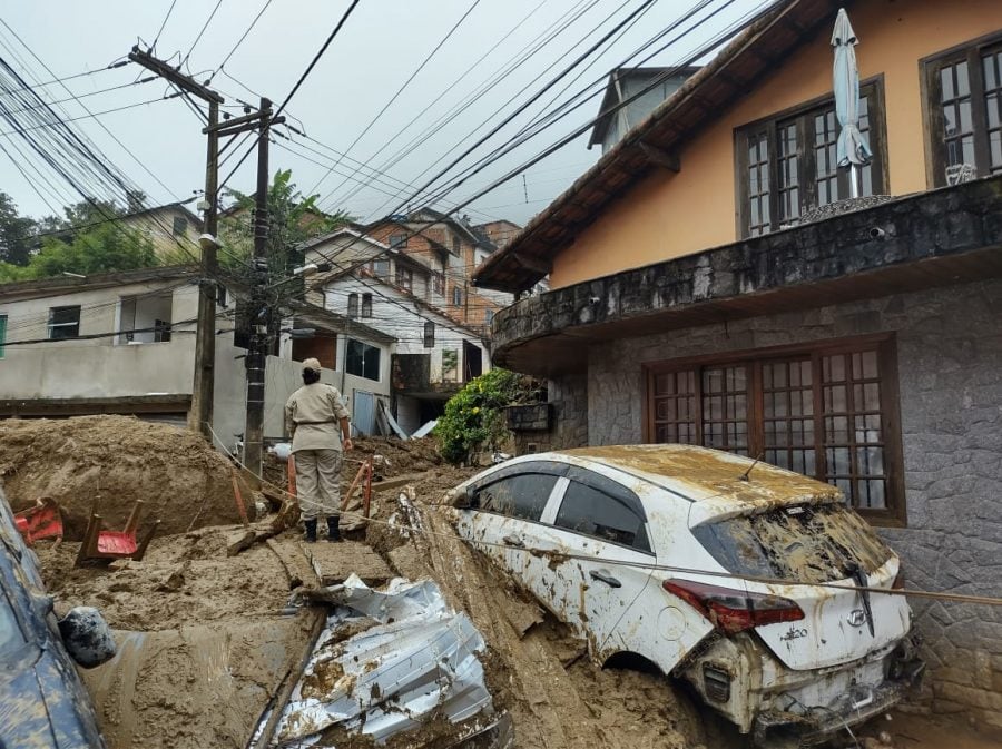 Brasil Papa lluvias Petrópolis