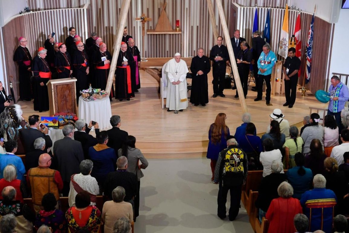 Papa Canadá Iglesia reconciliación