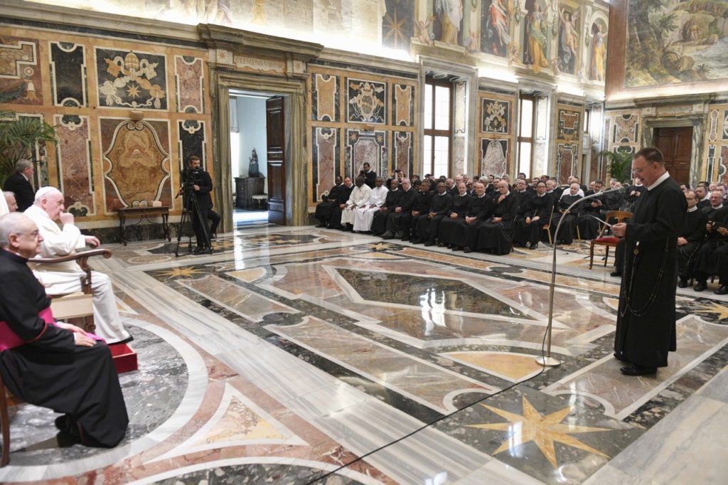 “Identità, missione, vita consacrata, formazione e governo”