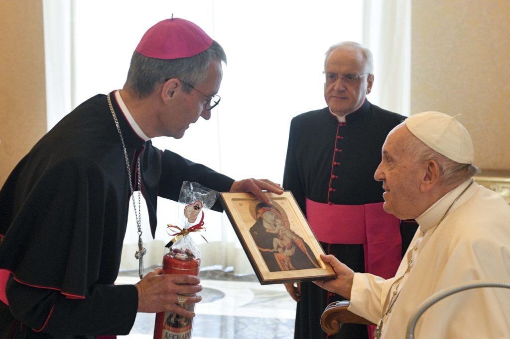 Papa: 4 passi: accolto, accompagnato, promosso e integrato