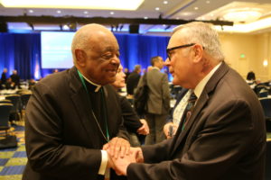 Cardenal Wilton Gregory con Richard Coll, USCCB (C) Enrique Soros