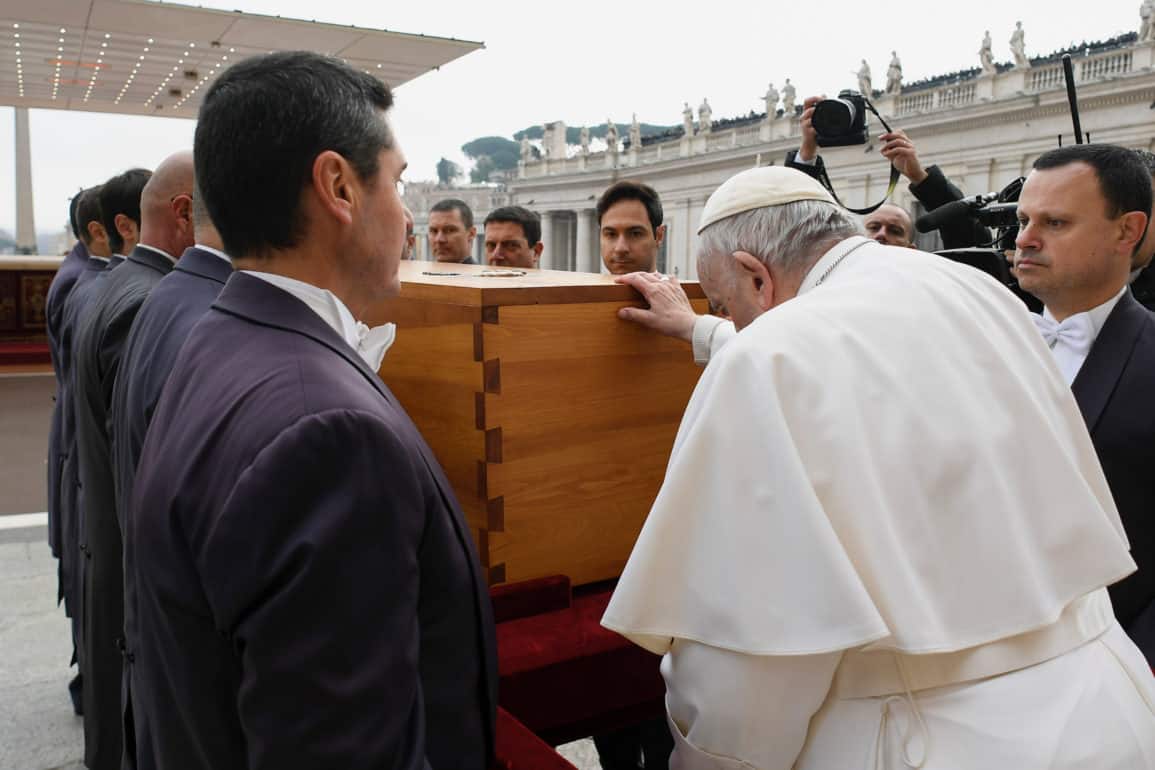 Papa Francisco Benedicto padre