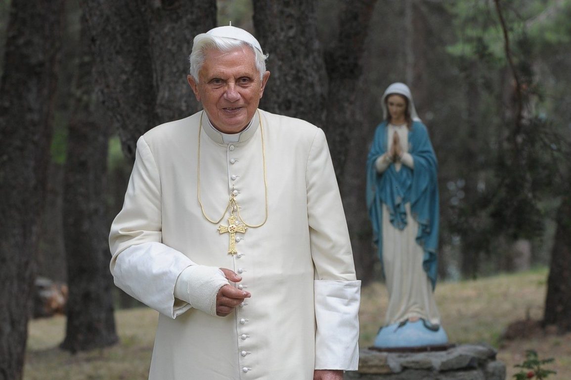 testamento Benedicto XVI