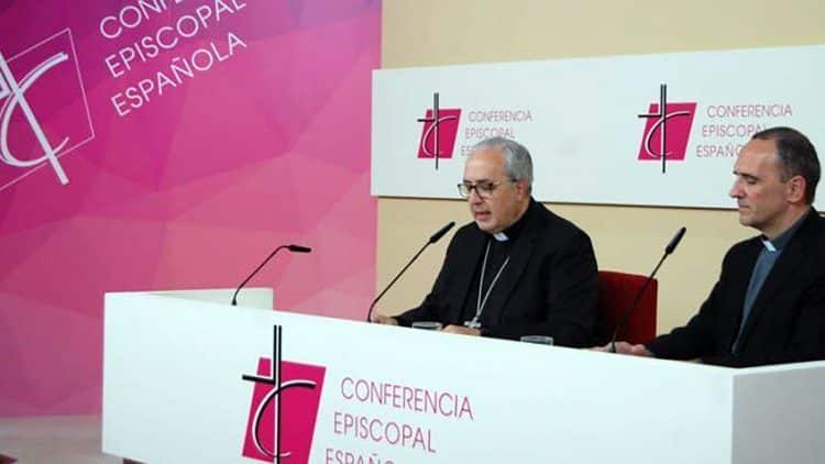 Monseñor Francisco César García Magán
