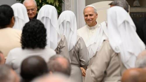León XIV: “Emprendan con alegría la maravillosa aventura de seguir a Cristo”