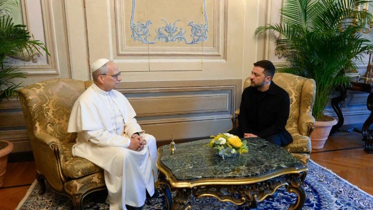 Incontro tra Papa Leone XIV e il Presidente Zelensky a Castel Gandolfo